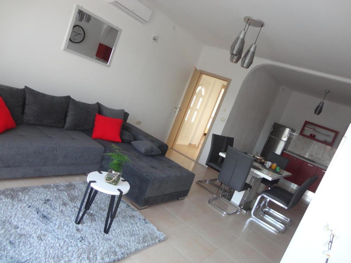 Апартаменти Apartman Bozic Kastel Stafilic Екстер'єр фото
